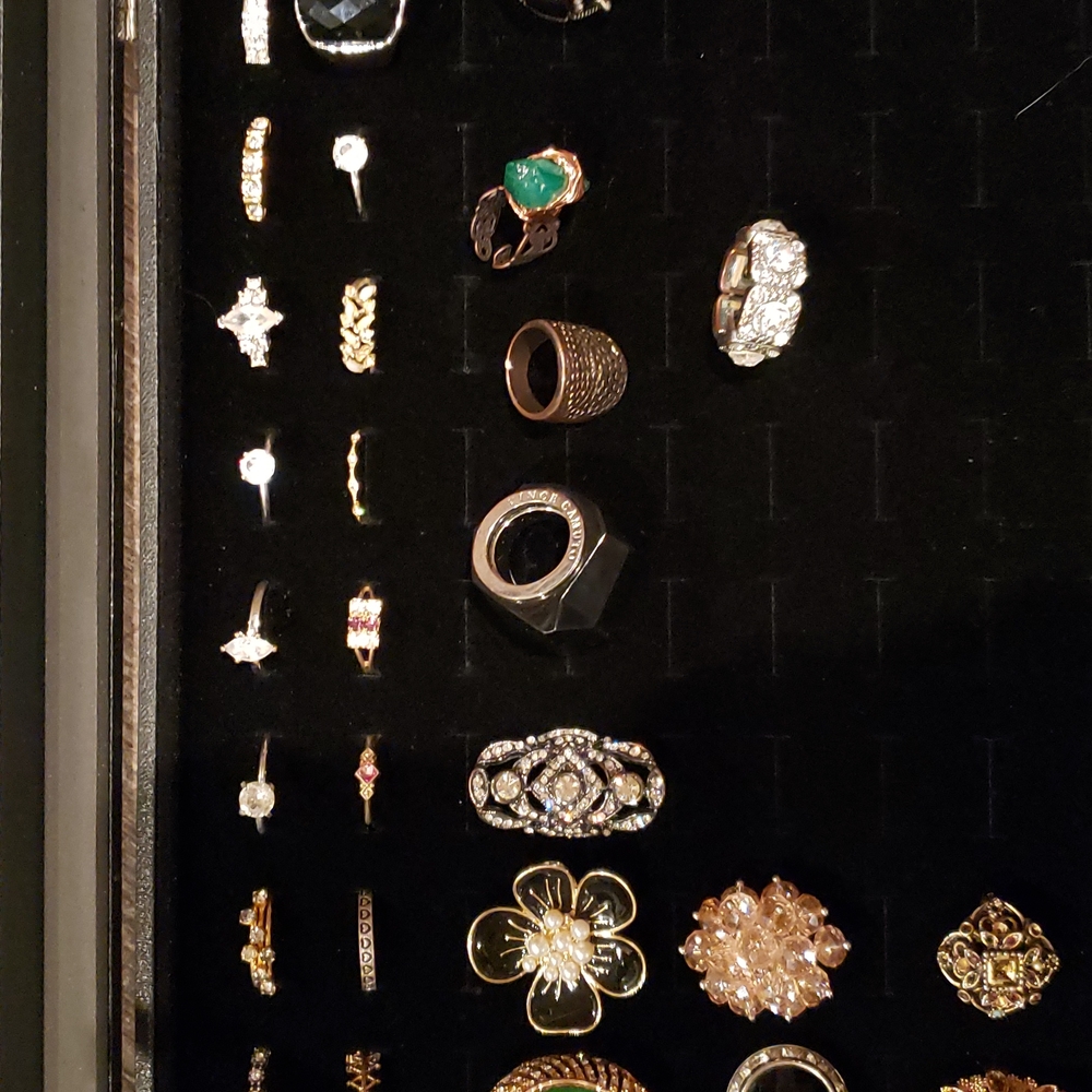 35 Rings - Picture 3 of 4